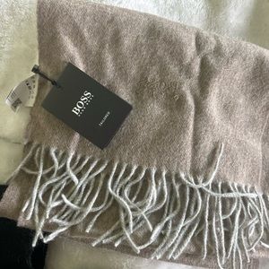 Hugo boss scarf